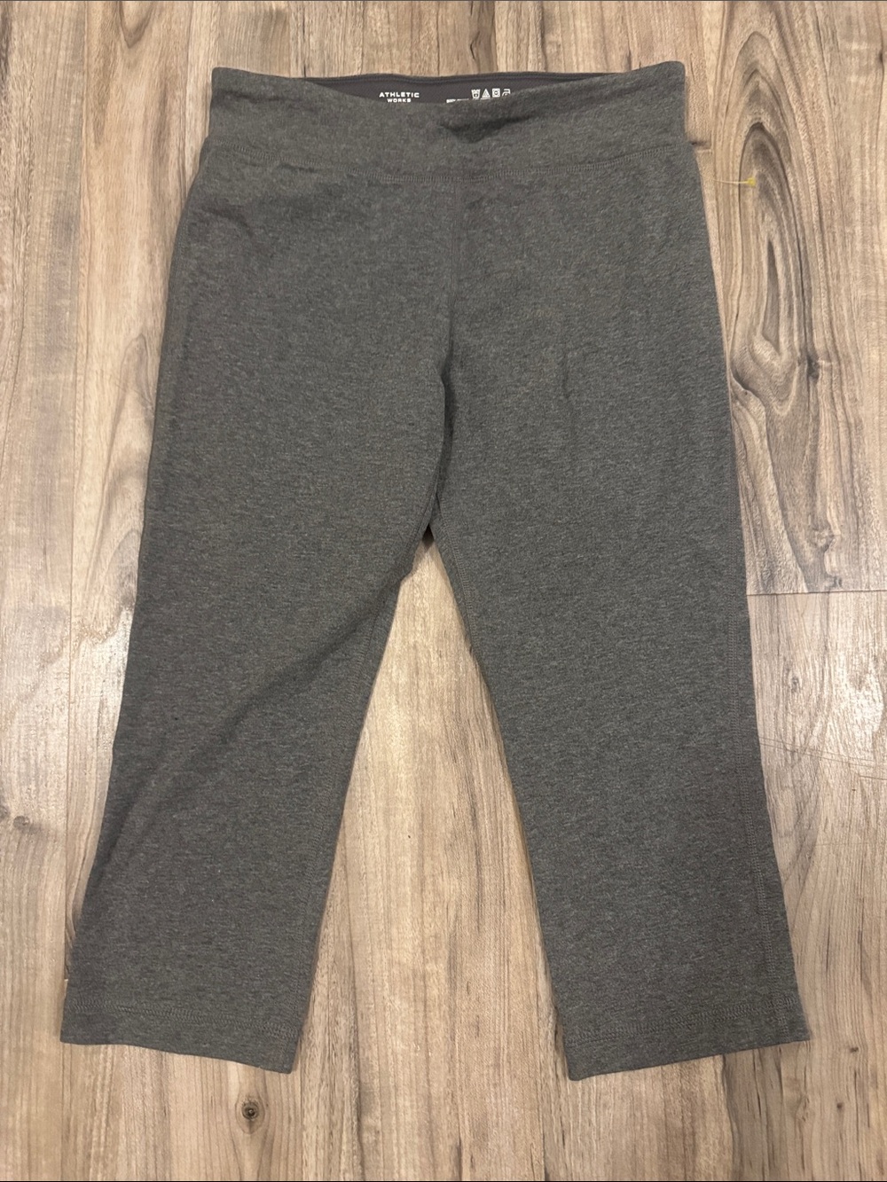 Athletic Works Dark Gray Capri Leggings for Girls